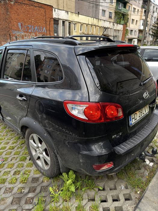 Vând Hyundai Santa Fe