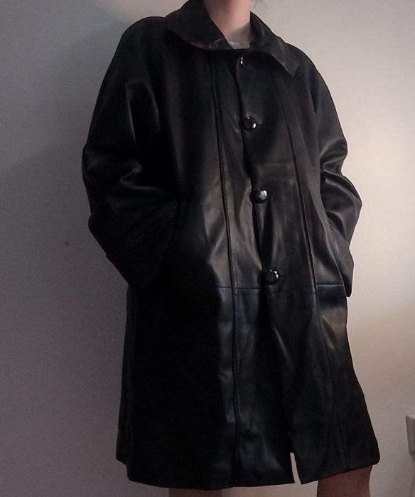 Palton de piele negru