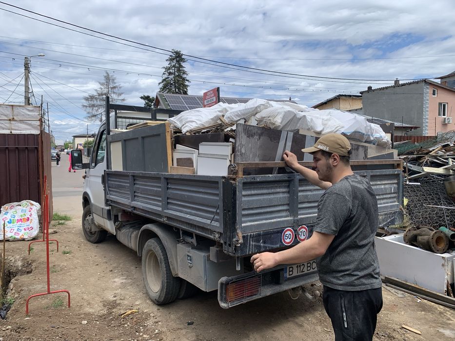 Transport Moloz / Container Moloz / Inchiriere Container