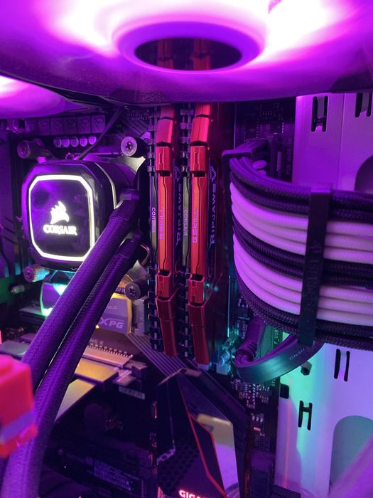 Gaming PC i9 9900k, SSD m.2, GPU Rog Strix, 48GB DDR4