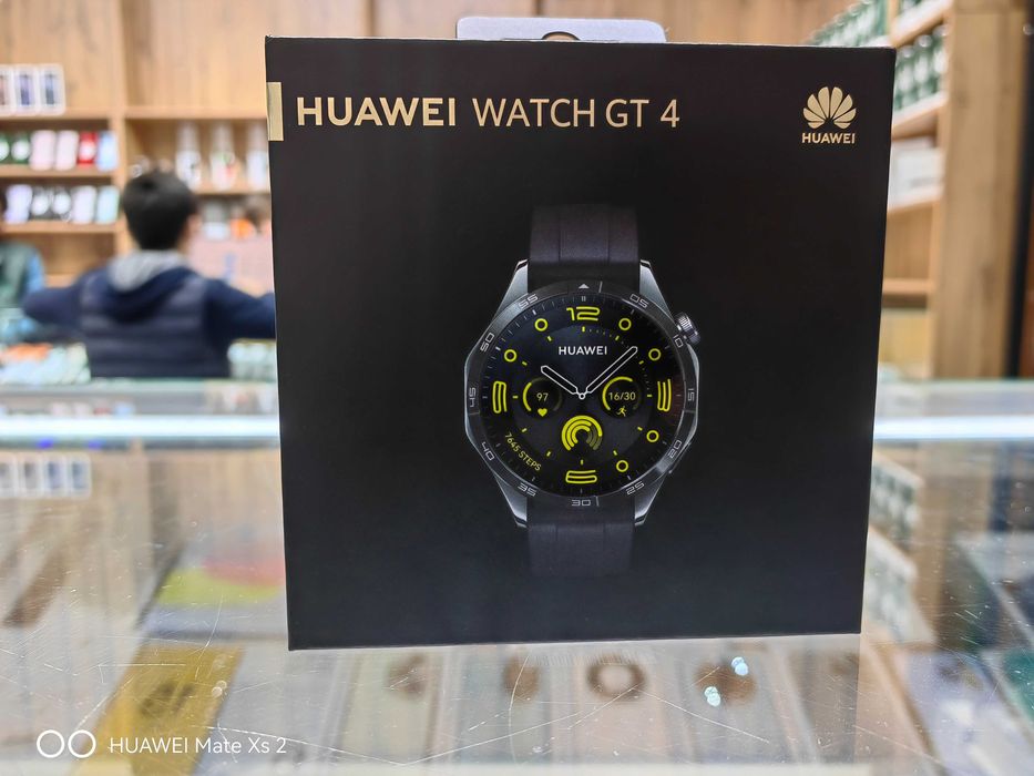 Huawei Watch GT 4 46mm в хорошем состоянии полный комплект с гарантие