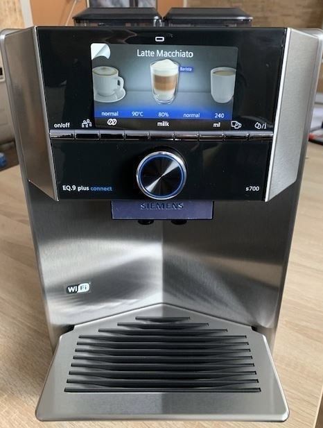 Espressor SIEMENS EQ9 Plus S700 Connect