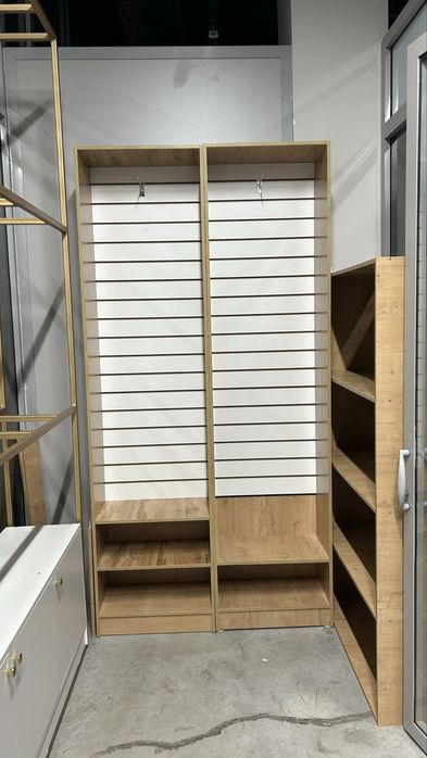 Ветрина на детскую одежду