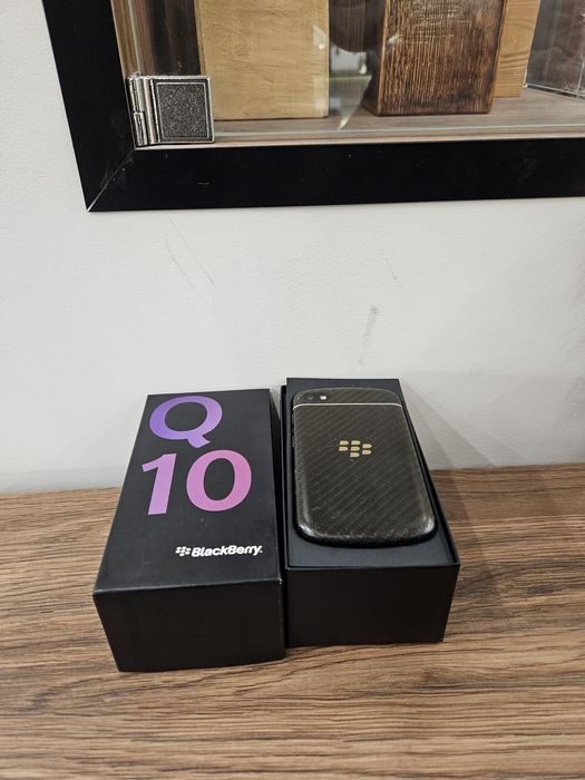 Blackberry q10 ,,