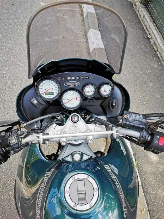 Vand Triumph Tiger 955i urgent