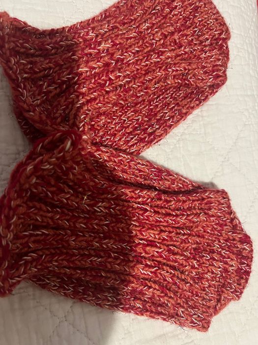 Плетени чорапи и терлици