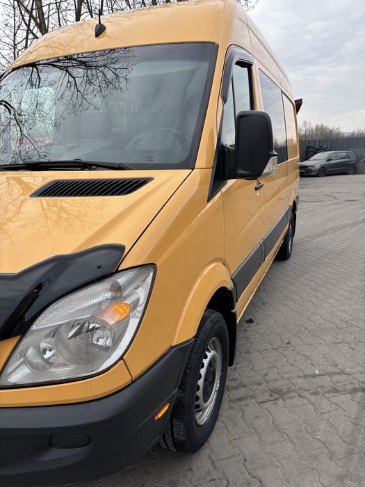 Vand Mercedes Sprinter 319 motor 3.0 cdi 9 locuri 190 cp