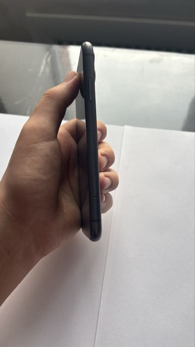 iPhone 11 продается