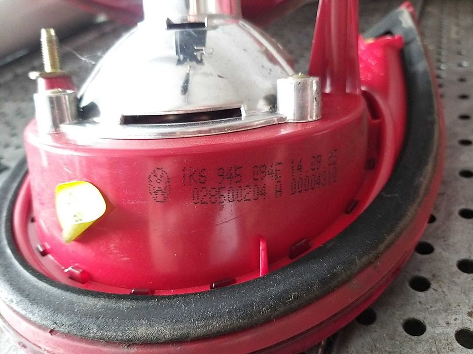 Stop tripla lampa haion dreapta vw golf 5 1k 1k6945094e