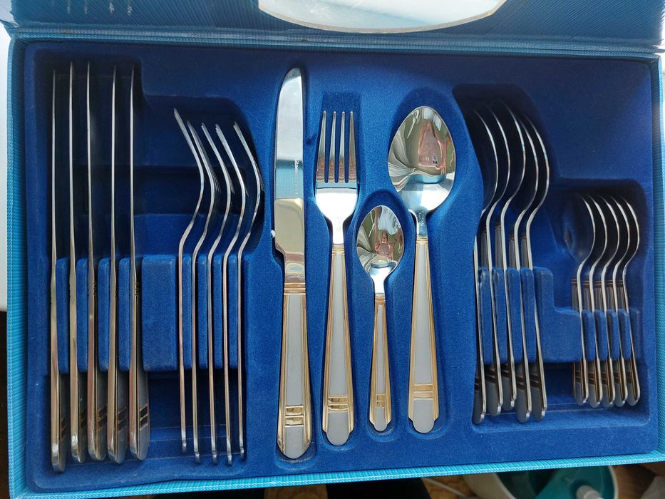 Набор столовых приборов