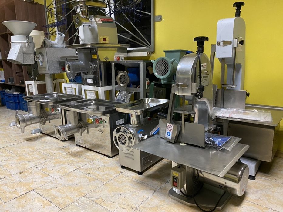 Мясорубка промышленная.