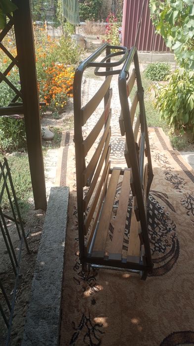 Продам раскладушку.