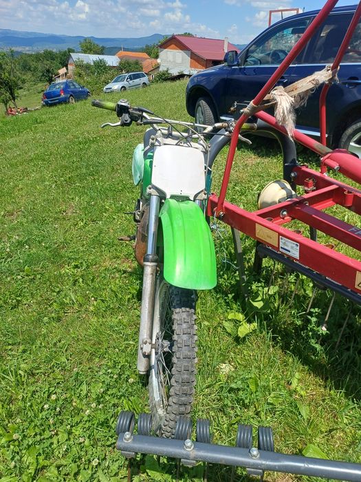 Vând cross kavasaki kx 125 2t