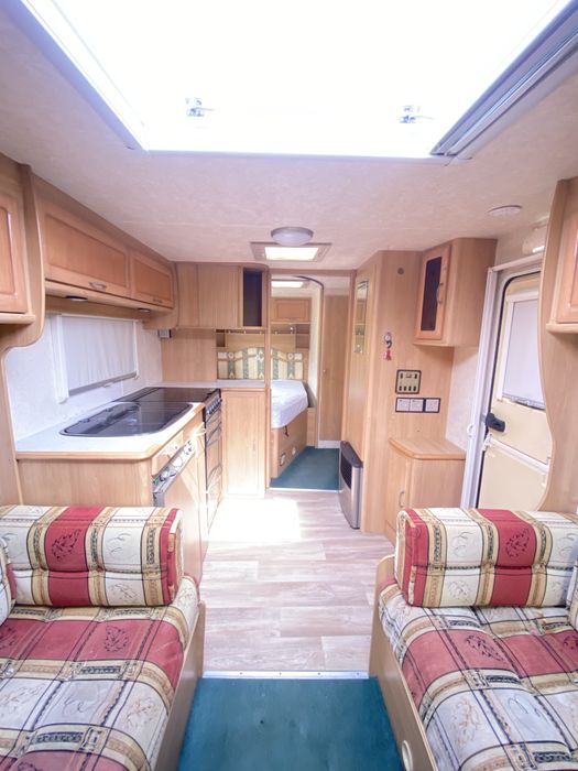Caravana Lunar Lexton pat fix
