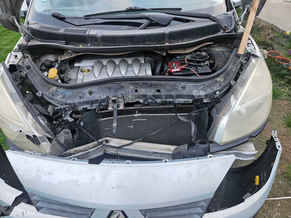 Vand Renault Scenic 2 Avariat