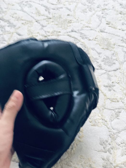 Продаю шлем для бокс