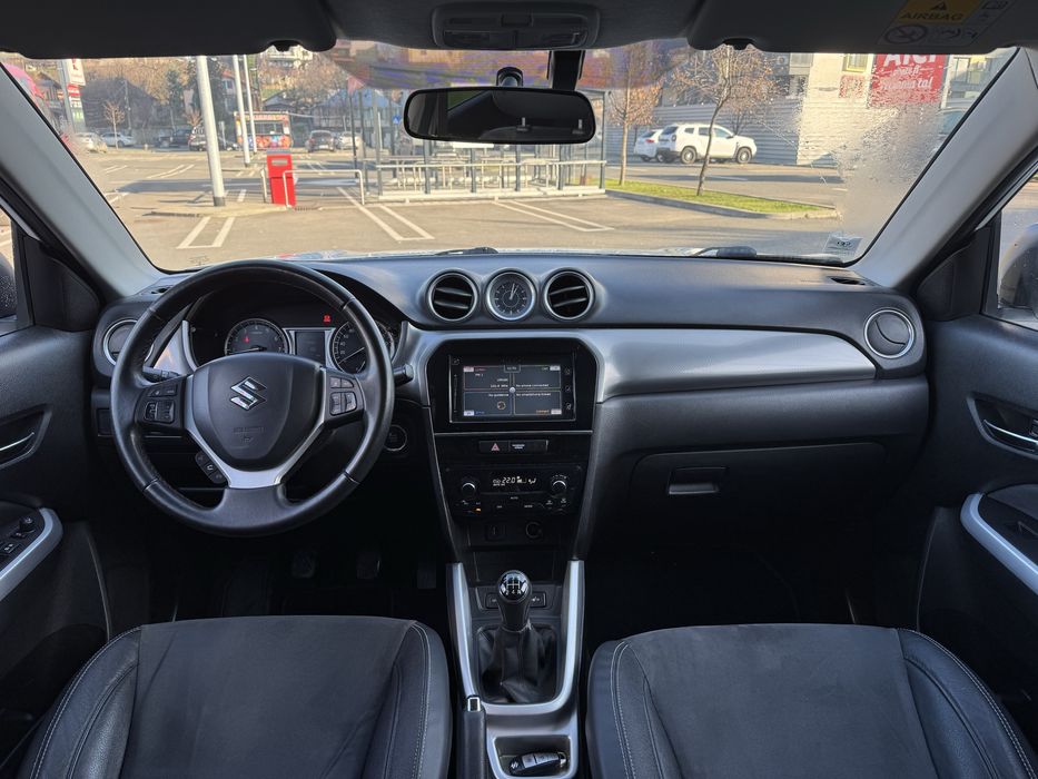 Suzuki Vitara 1.6 2015 full option garantie/rate/buy back