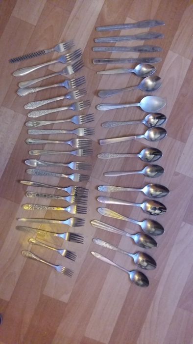 Столовые приборы