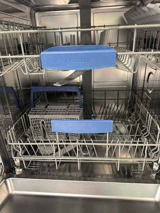 BOSCH - Вградена съдомиялна машина 60 см SMU53M75EU