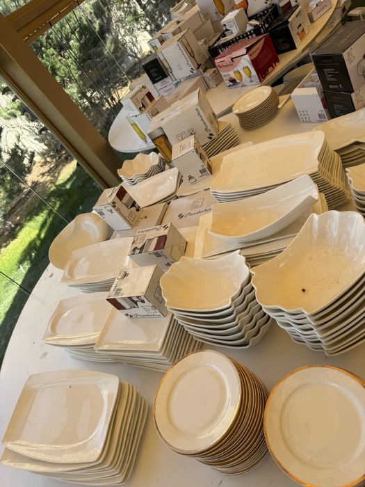 Посуда на ресторан или кафе.