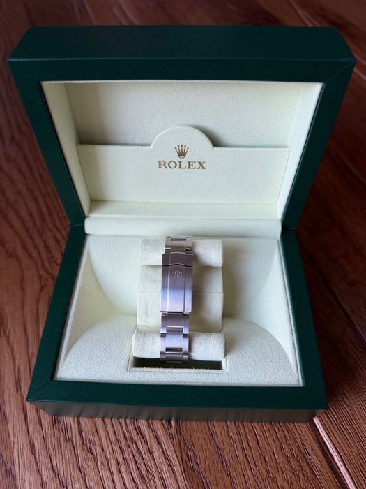 Rolex Oyster Perpetual 36 mm blue dial