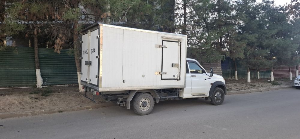 Продам УАЗ Профи рефрежератор