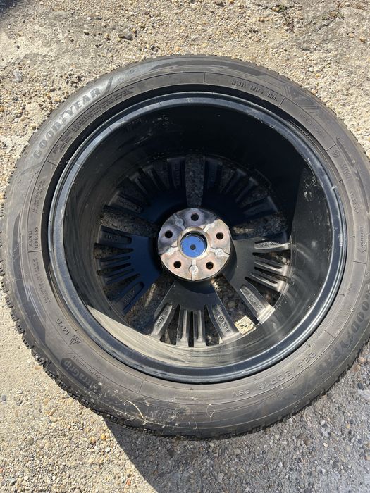 Set jante 18 inch originale Skoda kodiaq + anvelope de iarna  noi