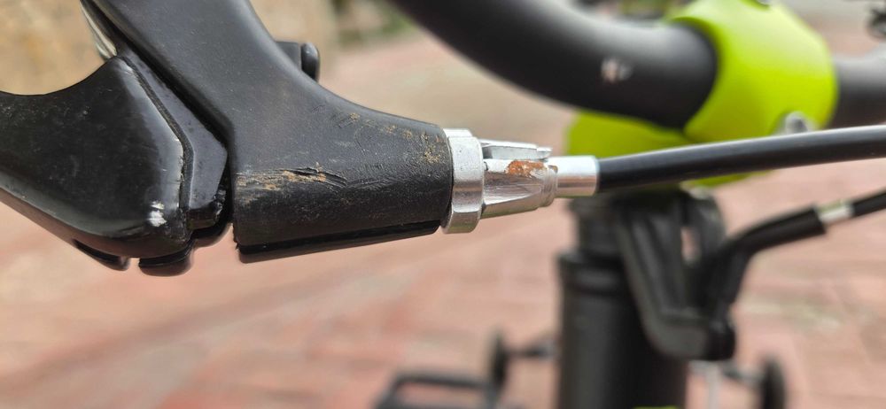 Детско колело Cube 160 BLK + каска