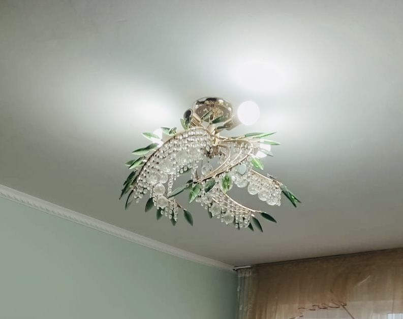 Люстра красивая