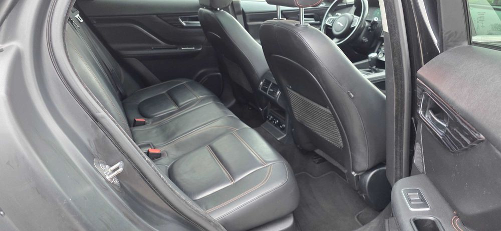 Jaguar F-Pace Prestige AWD 2.0 tdi 180 cp 4x4 2017 inmatriculat12.2025