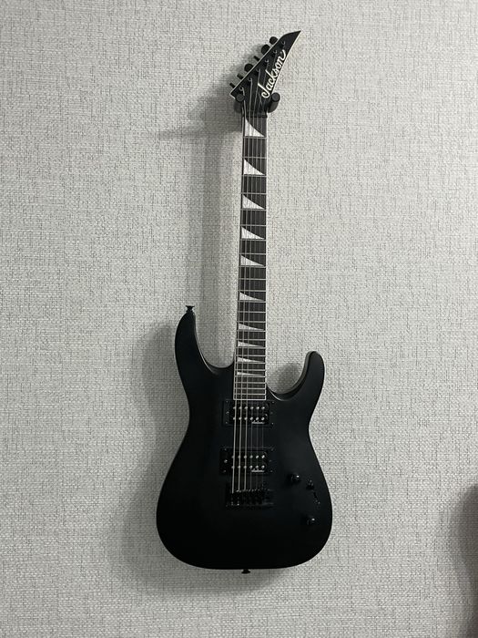 Джексон электрогитара матовая