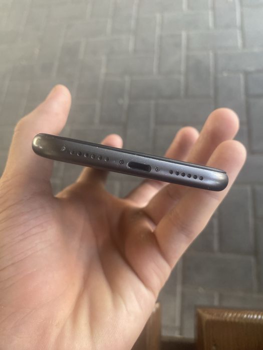 IPHONE 11 срочно продам