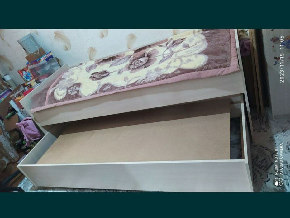 Выдвижная, двухъярусная кровать