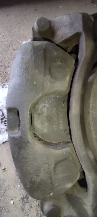 Цапфа кия рио 2004г.