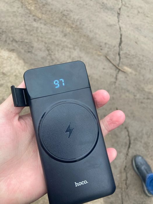 Power bank hoco продам