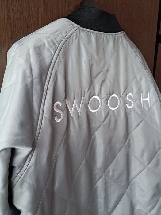 Geaca Nike două fețe