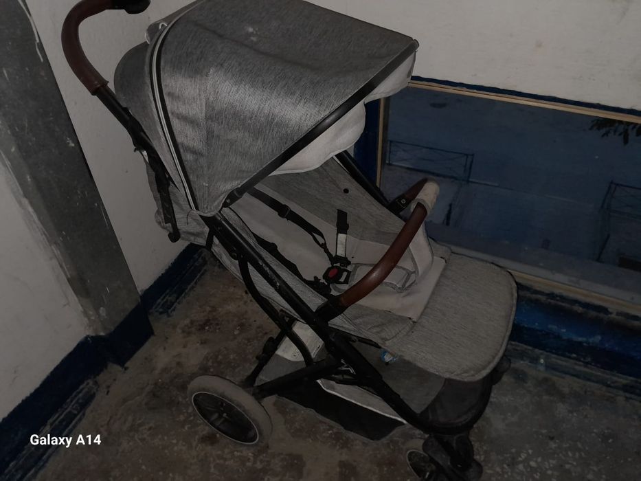 Детский каляска сатылады.