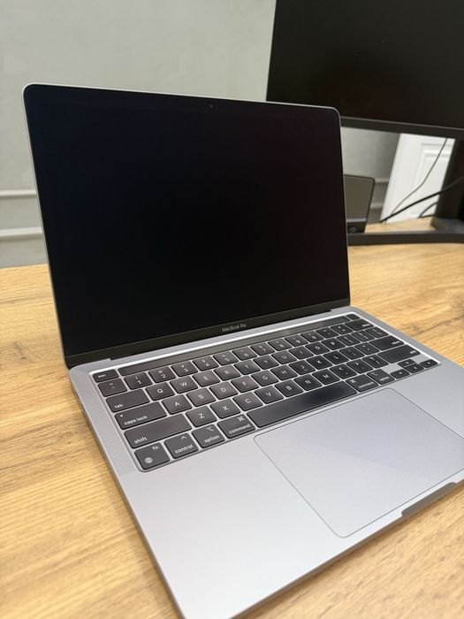 Apple Macbook Pro 13, M1, (2020)