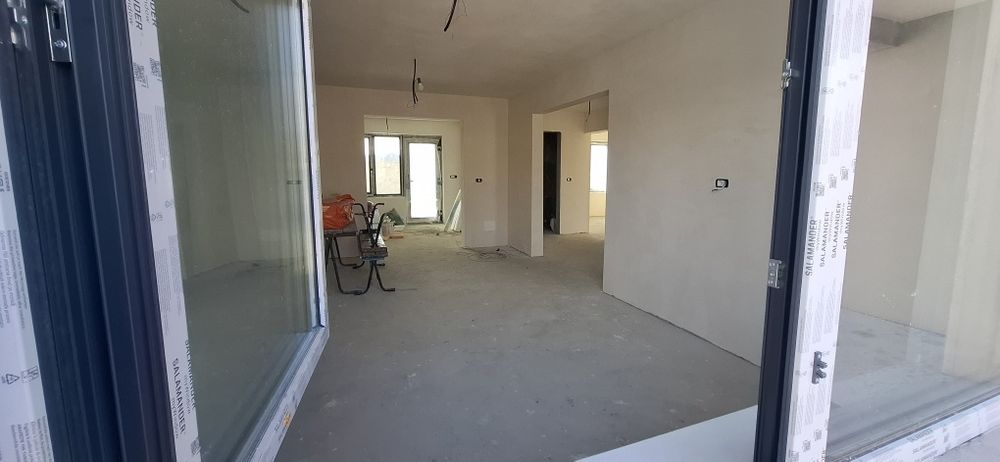 Casă nouă 2025 - Str. Mugur - Utilități complete