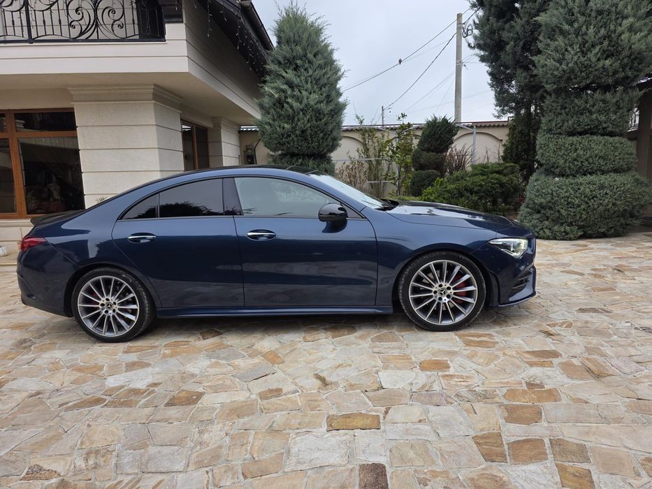 Mercedes CLA  220-4 Matic