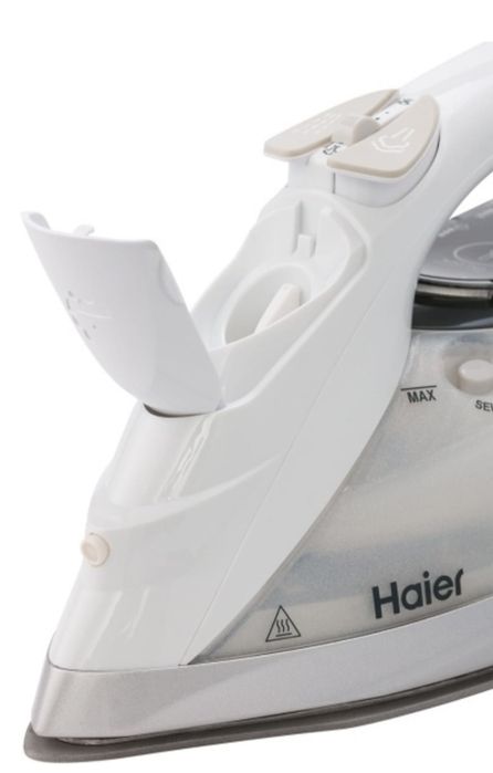 Продается утюг HAIER HI 600