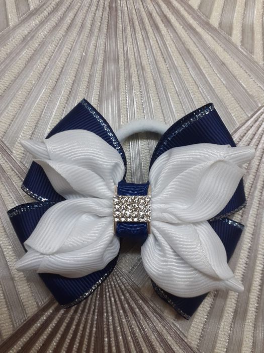 Продам нарядные бантики