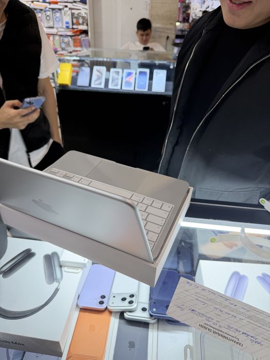 MacBook NEO макбук нео 256/512