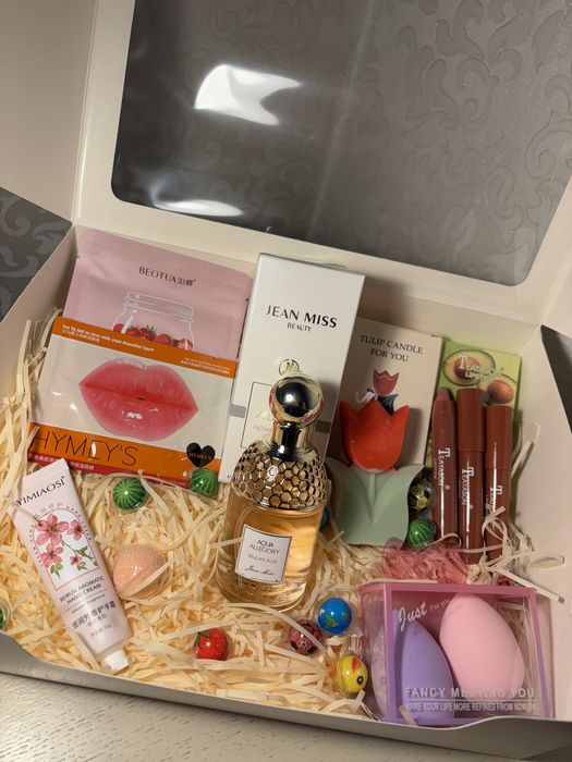 Подарочные боксы