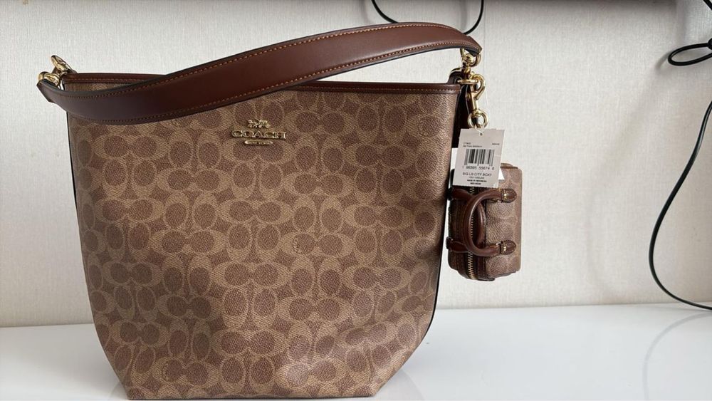 Coach сумка с подвесом