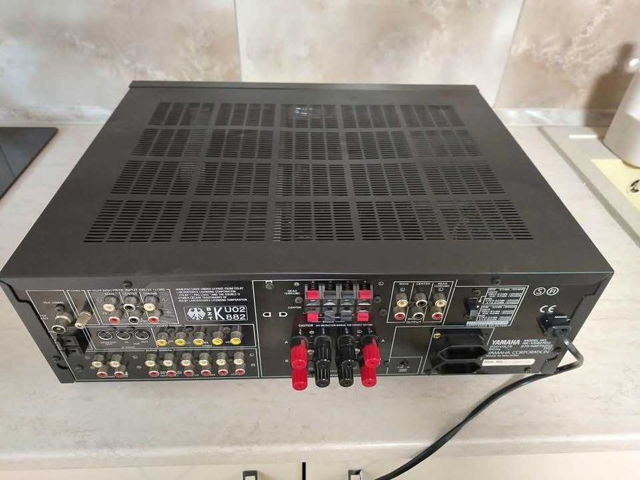 Yamaha RX-v592-Resiver