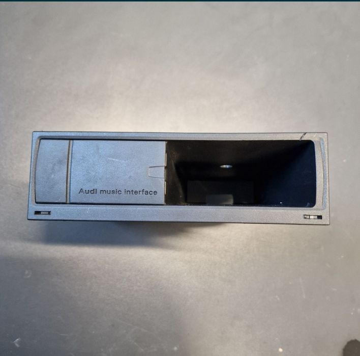 Interfata AMI Audi A4 A6 Audi Music Interface