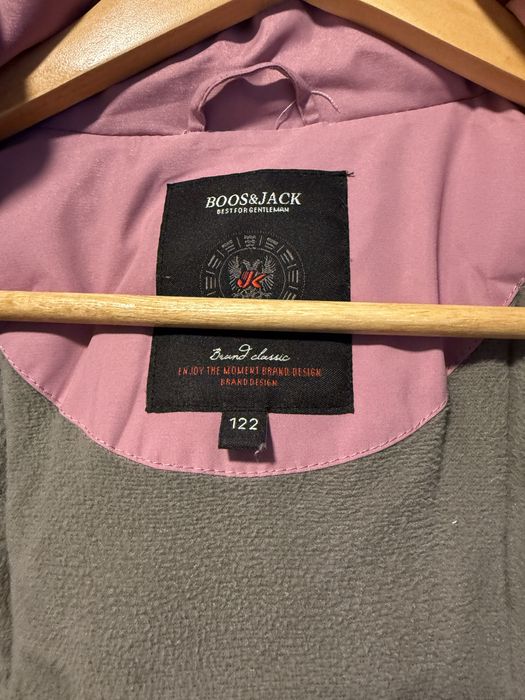 Зимние куртки отдам даром