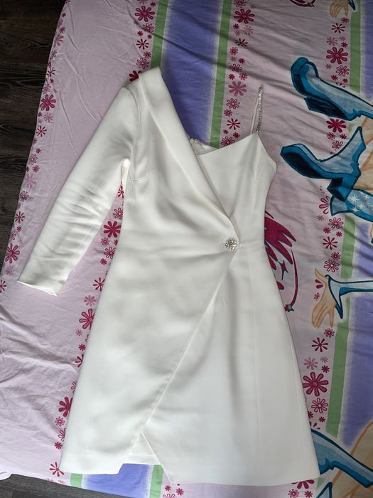 Дамска рокля