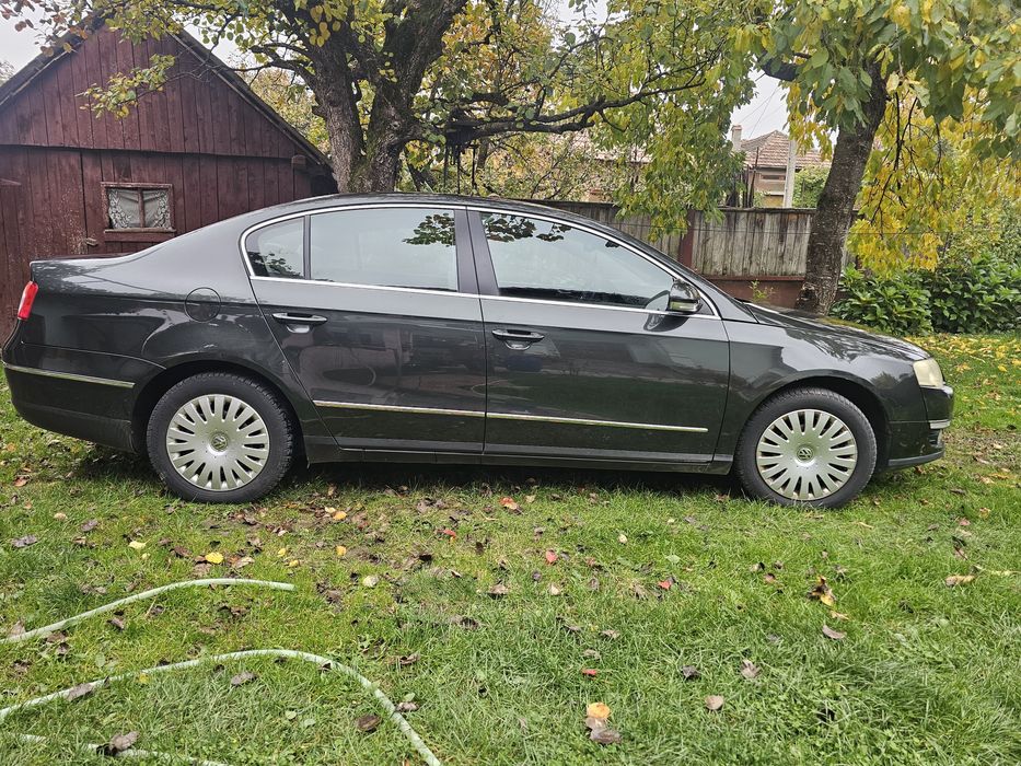 Volkswagen Passat 1.6 FSI